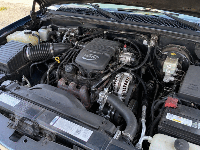 2001 Chevy S10 4.3L V6 engine bay