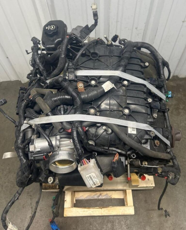 2011 GMC Acadia engine