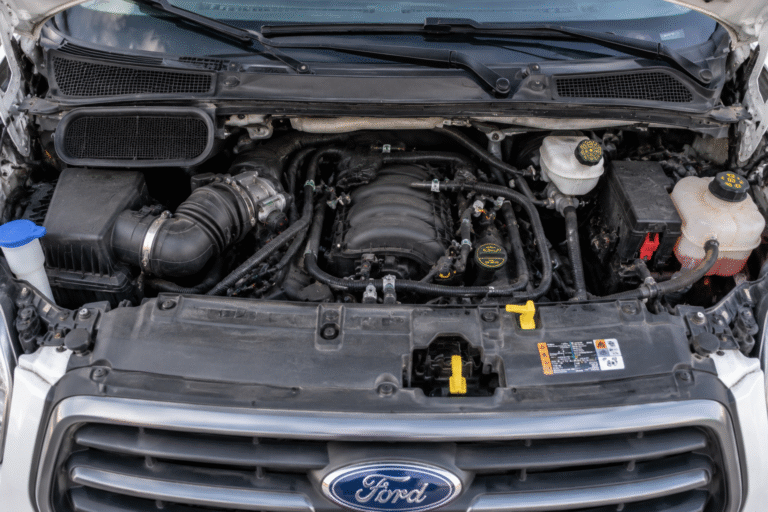 2015 Ford Transit 150 bay